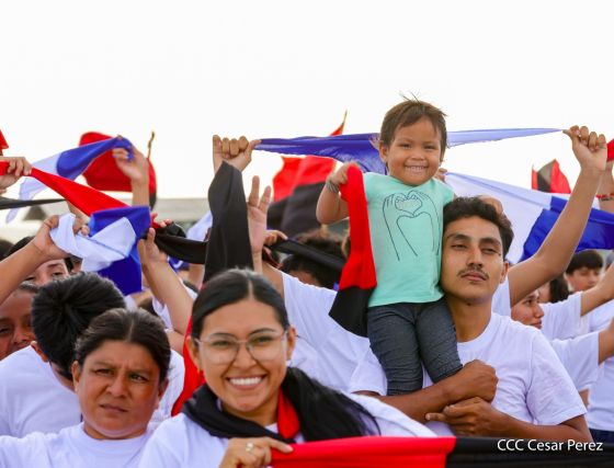 Entregamos a las familias nicaragüenses Paso a Desnivel Comandante Julio Buitrago Urroz