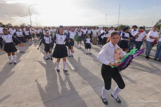 Entregamos a las familias nicaragüenses Paso a Desnivel Comandante Julio Buitrago Urroz