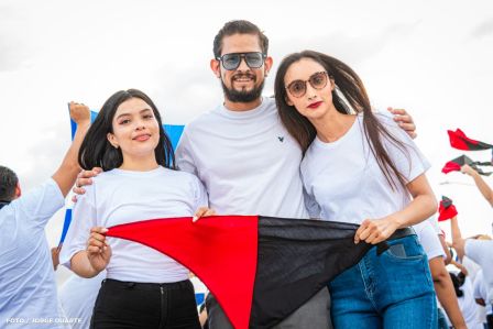 Entregamos a las familias nicaragüenses Paso a Desnivel Comandante Julio Buitrago Urroz