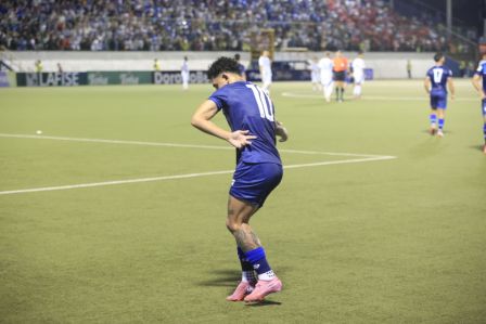 Eliminatorias mundialistas de la CONCACAF: Nicaragua 1 - Costa Rica 1