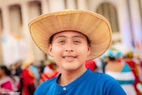 Gran Baile del Huipil en la Plaza Soberanía en Managua
