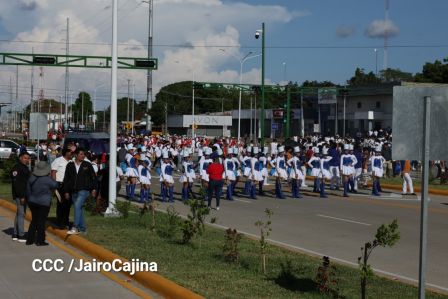 Gobierno de Rosario y Daniel entregan a las familias Primer Tramo de la Pista Héroes de La Insurrección