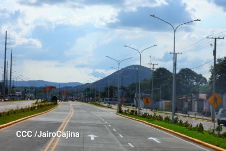 Gobierno de Rosario y Daniel entregan a las familias Primer Tramo de la Pista Héroes de La Insurrección