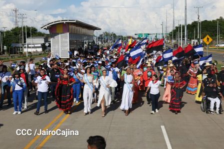 Gobierno de Rosario y Daniel entregan a las familias Primer Tramo de la Pista Héroes de La Insurrección