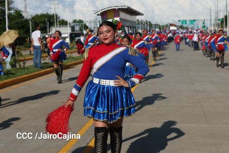 Gobierno de Rosario y Daniel entregan a las familias Primer Tramo de la Pista Héroes de La Insurrección
