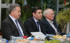 Daniel y Rosario se reúnen con presidente de HKND, señor Wang Jing