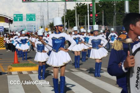 Gobierno de Rosario y Daniel entregan a las familias Primer Tramo de la Pista Héroes de La Insurrección