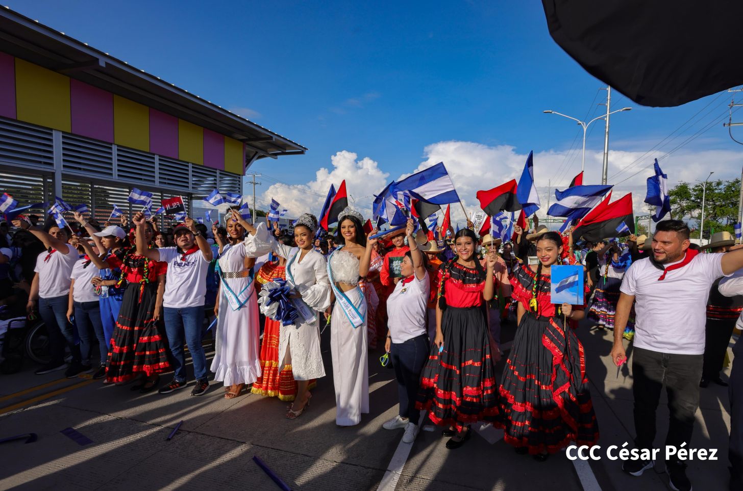 Gobierno de Rosario y Daniel entregan a las familias Primer Tramo de la Pista Héroes de La Insurrección