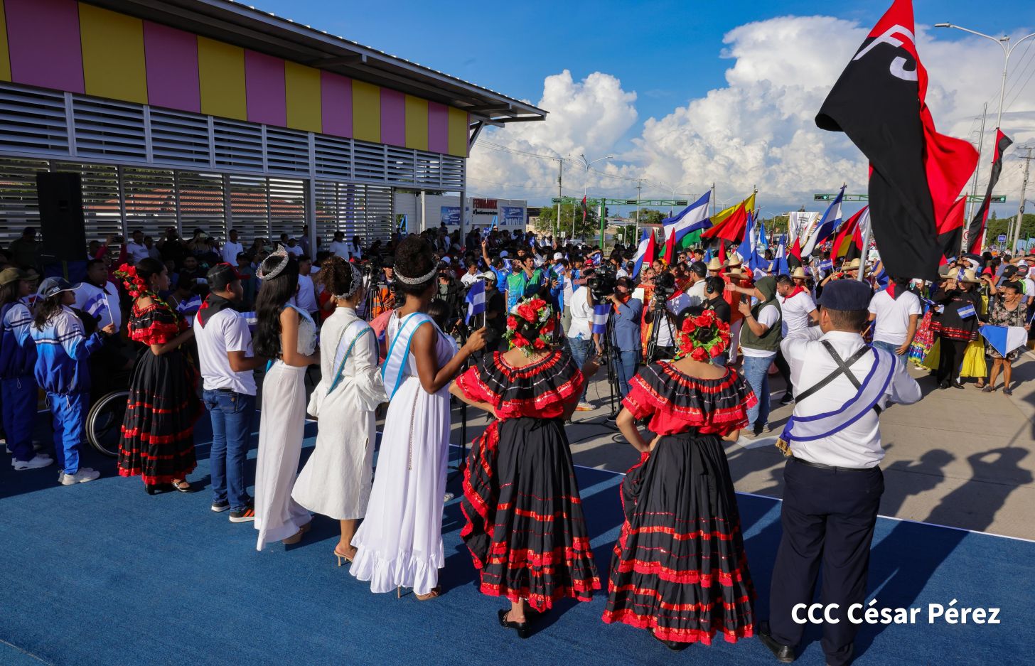 Gobierno de Rosario y Daniel entregan a las familias Primer Tramo de la Pista Héroes de La Insurrección