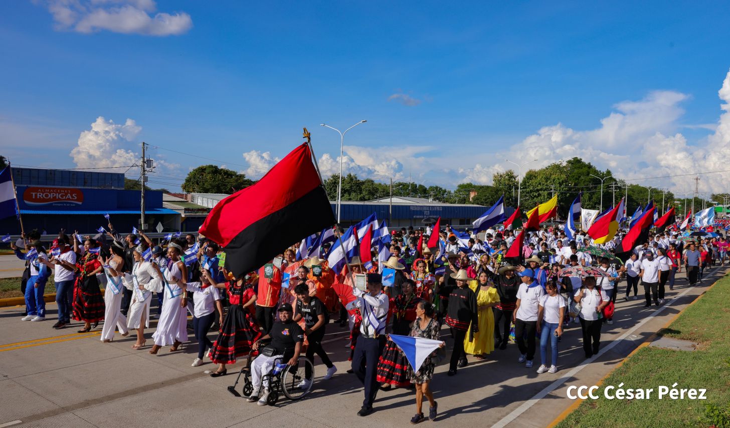 Gobierno de Rosario y Daniel entregan a las familias Primer Tramo de la Pista Héroes de La Insurrección