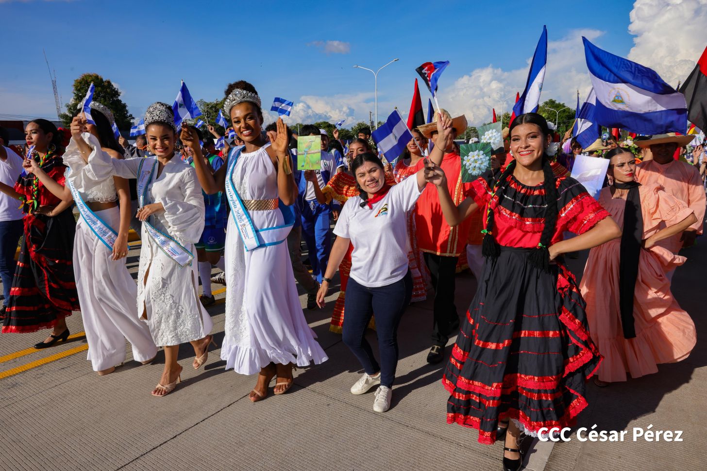 Gobierno de Rosario y Daniel entregan a las familias Primer Tramo de la Pista Héroes de La Insurrección