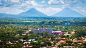 Juventud Heroica entrega a las familias nicaragüenses el nuevo Hospital Dr. Óscar Danilo Rosales en León