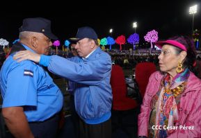 46 aniversario de fundación de la Policía Nacional  