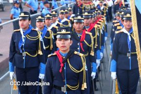 Desfile Policial “Unidad, Fuerza y Victorias” en la Avenida de Bolívar a Chávez