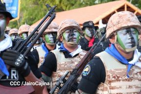 Desfile Policial “Unidad, Fuerza y Victorias” en la Avenida de Bolívar a Chávez
