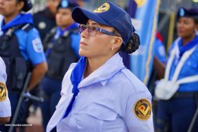 Desfile Policial “Unidad, Fuerza y Victorias” en la Avenida de Bolívar a Chávez