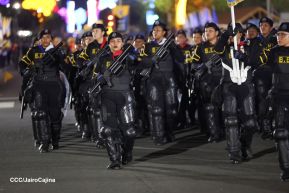 Desfile Policial “Unidad, Fuerza y Victorias” en la Avenida de Bolívar a Chávez