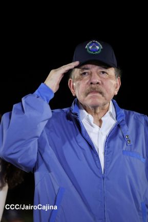 Desfile Policial “Unidad, Fuerza y Victorias” en la Avenida de Bolívar a Chávez