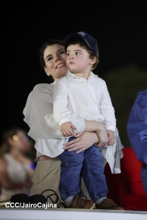 Desfile Policial “Unidad, Fuerza y Victorias” en la Avenida de Bolívar a Chávez