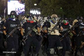 Desfile Policial “Unidad, Fuerza y Victorias” en la Avenida de Bolívar a Chávez