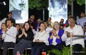 Desfile Policial “Unidad, Fuerza y Victorias” en la Avenida de Bolívar a Chávez