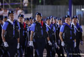 Desfile Policial “Unidad, Fuerza y Victorias” en la Avenida de Bolívar a Chávez
