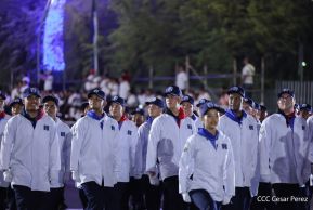 Desfile Policial “Unidad, Fuerza y Victorias” en la Avenida de Bolívar a Chávez