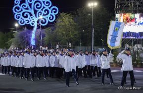 Desfile Policial “Unidad, Fuerza y Victorias” en la Avenida de Bolívar a Chávez