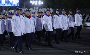 Desfile Policial “Unidad, Fuerza y Victorias” en la Avenida de Bolívar a Chávez