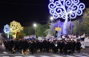 Desfile Policial “Unidad, Fuerza y Victorias” en la Avenida de Bolívar a Chávez