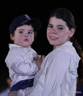 Desfile Policial “Unidad, Fuerza y Victorias” en la Avenida de Bolívar a Chávez