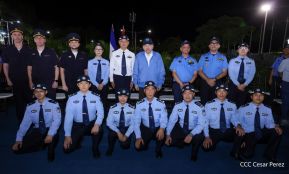 Desfile Policial “Unidad, Fuerza y Victorias” en la Avenida de Bolívar a Chávez