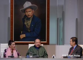 Copresidentes de Nicaragua despiden al Embajador de la República Popular China, Compañero Chen Xi