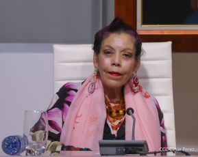 Copresidentes de Nicaragua despiden al Embajador de la República Popular China, Compañero Chen Xi