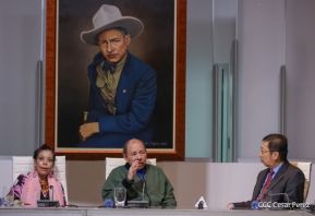 Copresidentes de Nicaragua despiden al Embajador de la República Popular China, Compañero Chen Xi