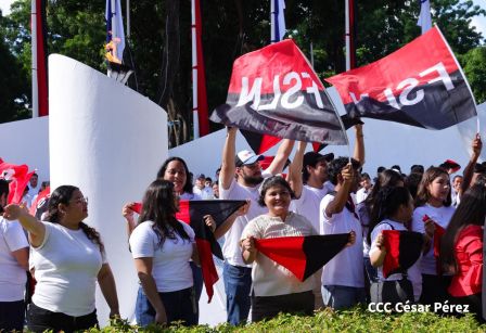 Conmemoración al Comandante Carlos Fonseca reúne a Juventud Sandinista y servidores públicos