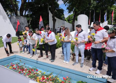 Conmemoración al Comandante Carlos Fonseca reúne a Juventud Sandinista y servidores públicos