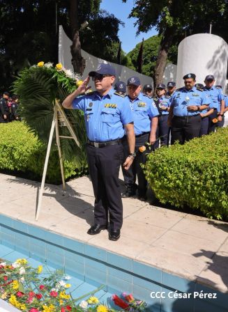 Conmemoración al Comandante Carlos Fonseca reúne a Juventud Sandinista y servidores públicos