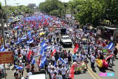 Familias nicaragüenses participan en Caminata por la Unidad y los Valores Familiares