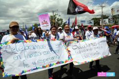 Familias nicaragüenses participan en Caminata por la Unidad y los Valores Familiares