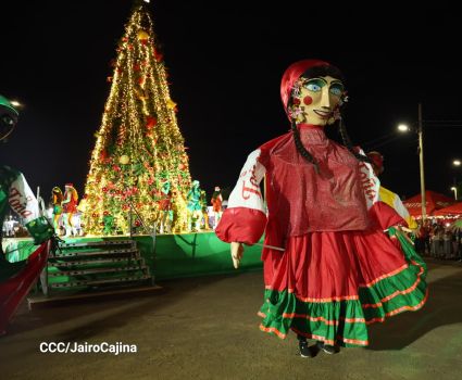 Familias de Managua disfrutan de la Feria Ganadera Navidad 2025