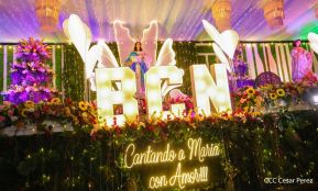 Inauguración de altares en honor a la Inmaculada Concepción de María en la Avenida de Bolívar a Chávez