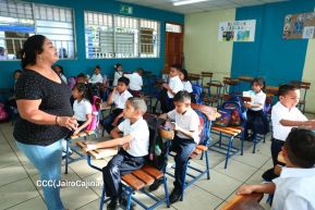 ¡Más y Más Victorias! Estudiantes de Nicaragua inician ciclo escolar 2026