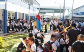 ¡Más y Más Victorias! Estudiantes de Nicaragua inician ciclo escolar 2026