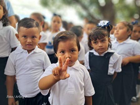 ¡Más y Más Victorias! Estudiantes de Nicaragua inician ciclo escolar 2026