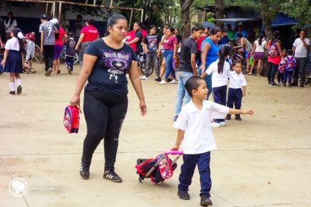 ¡Más y Más Victorias! Estudiantes de Nicaragua inician ciclo escolar 2026