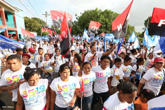 Juventud camina en Amor, Paz y Vida hacia Nuevos Tiempos