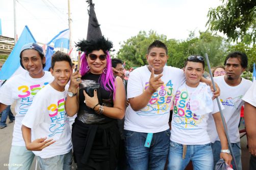 Juventud camina en Amor, Paz y Vida hacia Nuevos Tiempos
