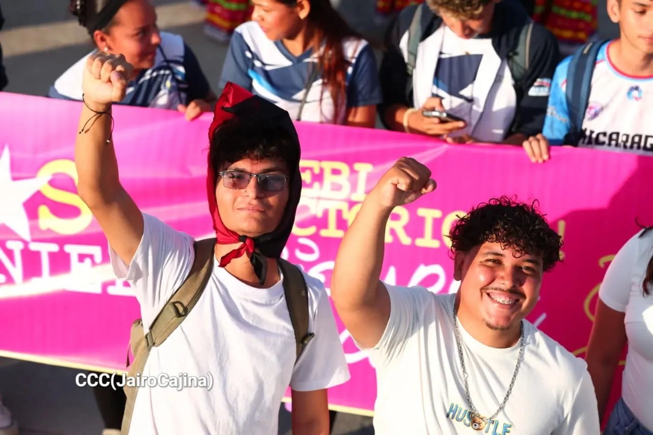 Entrega del Tramo Cuatro de la Pista Héroes de la Insurrección