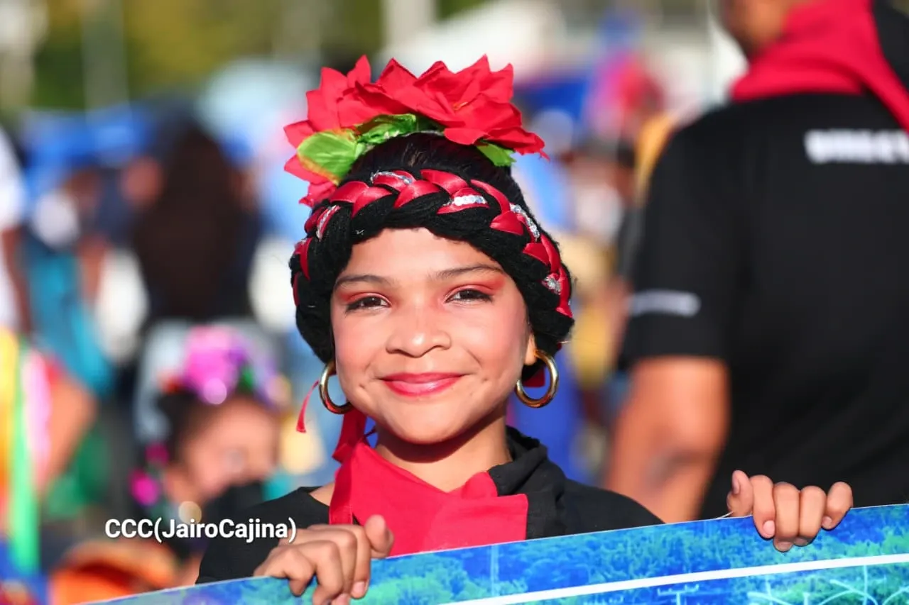 Entrega del Tramo Cuatro de la Pista Héroes de la Insurrección